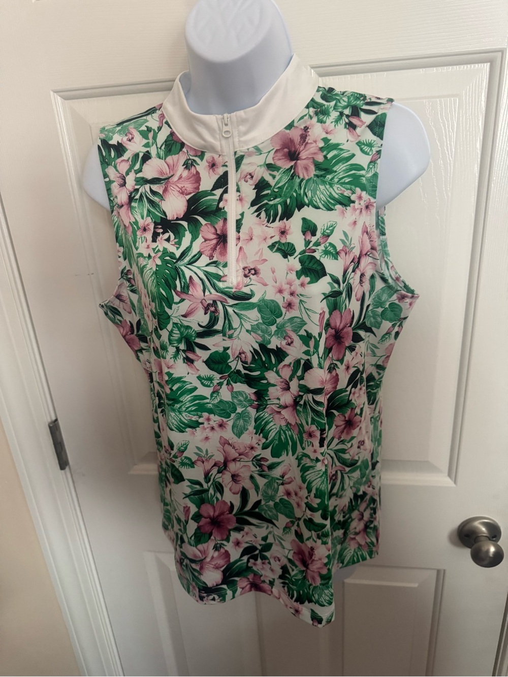 TOMMY BAHAMA Women's Active Floral 1/4 Zip Golf Polo Shirt NWT SIZE: LARGE NWT